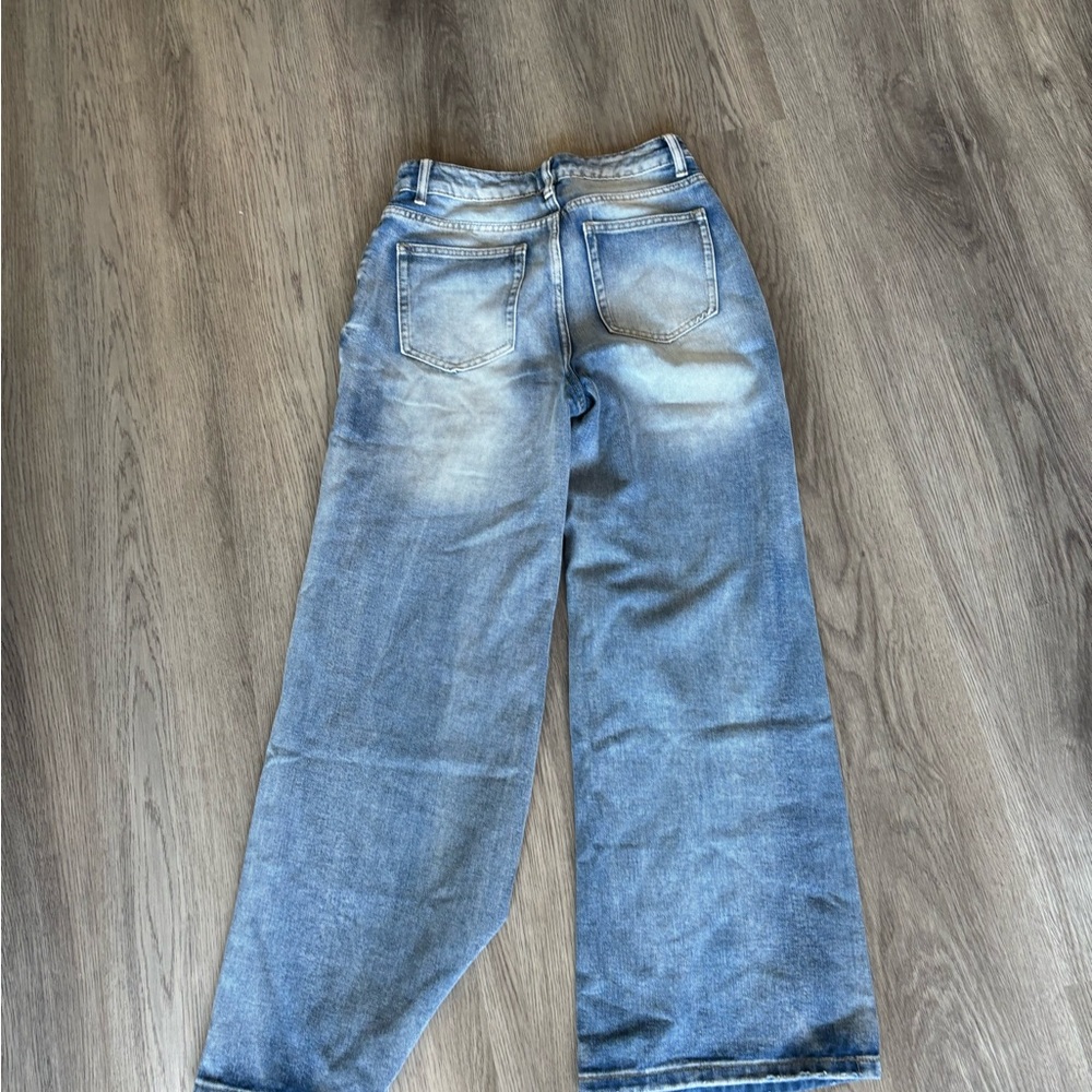 Wide Leg Light Wash Denim Jeans - Picture 2 of 2